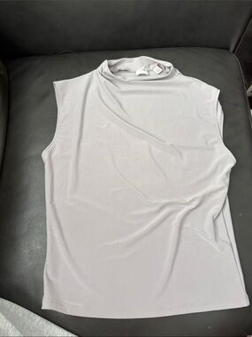 Wilfred Botanist Mock Neck Tank Top - Light Gray